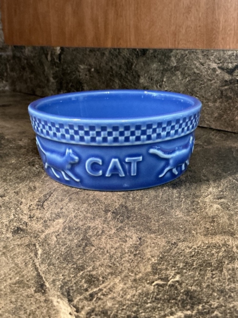 Blue Ceramic Cat Bowl - Classic Pet Dish